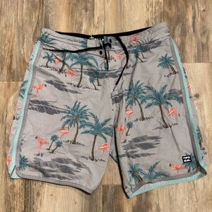 Billabong Gray Flamingo Print Men's Swim Shorts size 32